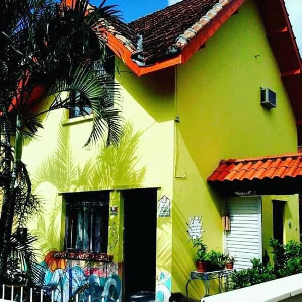Casa Mosaicos Dya Bed and breakfast Florianópolis